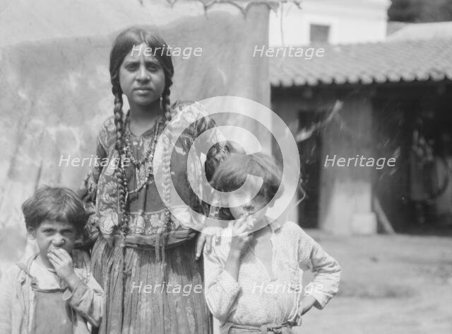 Travel views of Cuba and Guatemala, between 1899 and 1926. Creator: Arnold Genthe.