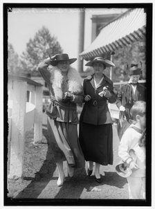 Horse Shows, Butler Bowles and Miss Maurine, between 1910 and 1917. Creator: Harris & Ewing.