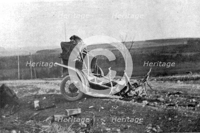 'Les Automobiles militaires au peril et a l'honneur; automobile de liaison fracassee..., 1916. Creator: Unknown.