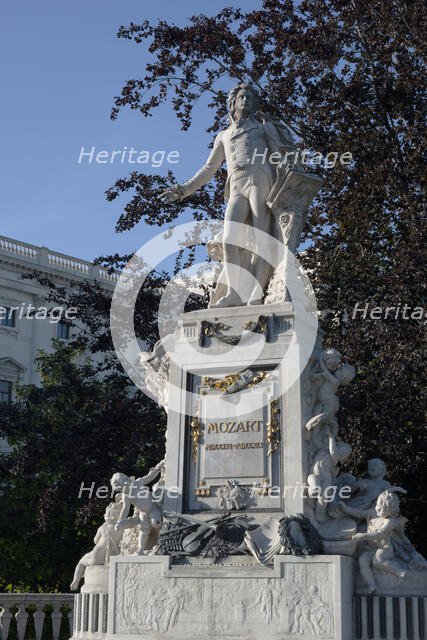 Marble statue of Mozart erected in 1896, in the Burggarten in Vienna, Austria, 2022. Creator: Ethel Davies.