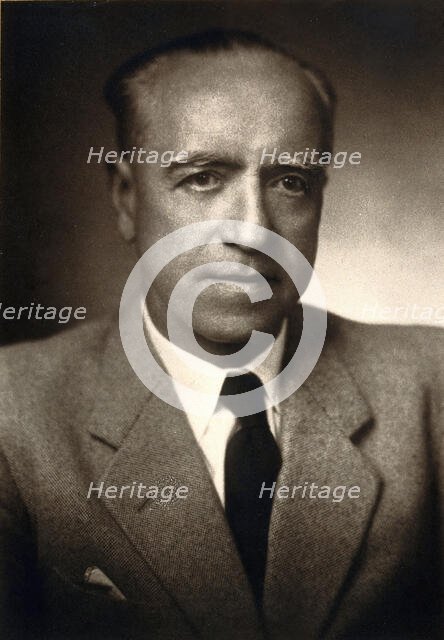 CB van Hoof (?). Creator: Unknown.