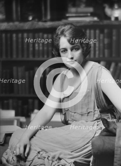 Mrs. J. Schoonmaker, portrait photograph, 1919 Oct. 16. Creator: Arnold Genthe.