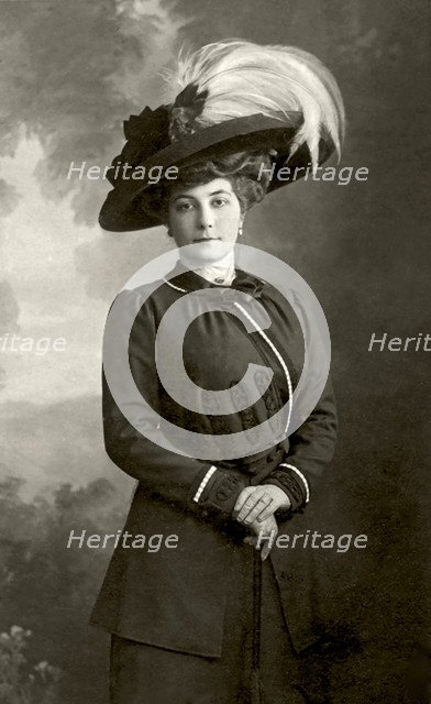 Helena Roerich (1879-1955), 1900s.