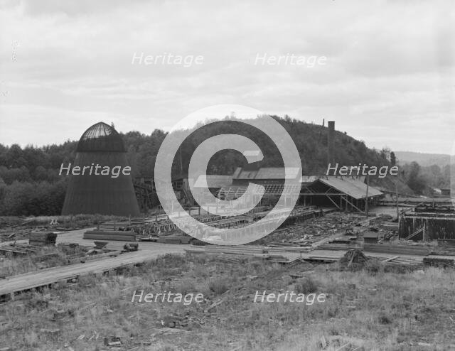 Possibly: Mumby Lumber Mill, closed in 1938..., Malone, Grays Harbor County, Washington, 1939. Creator: Dorothea Lange.