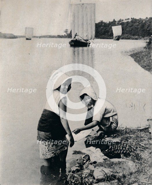 'A laundry on the river's brim', c1900, (1921). Artist: Julian Leonard Street.