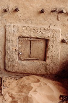 Granary, Pays Dogon, Mali, 1990. Creator: Amanda Waite.