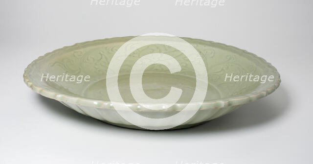 Dish with Floral Scrolls and Foliate Rim, Yuan dynasty (1271-1368) or Ming dynasty (1368-1644). Creator: Unknown.