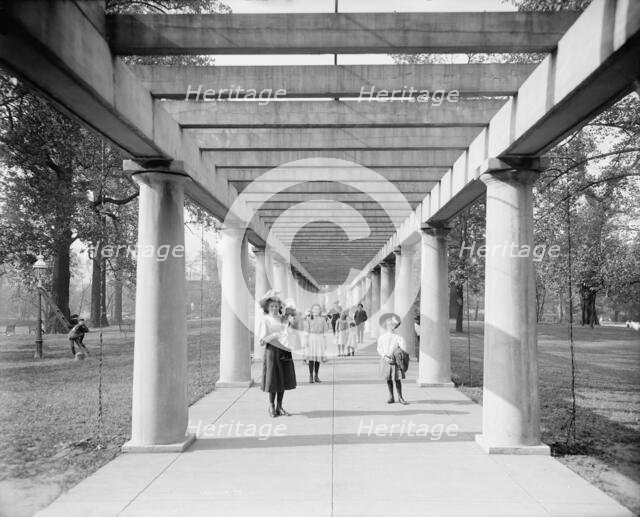 Colonnade, Central Park, Louisville, Ky., between 1900 and 1910. Creator: Unknown.