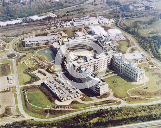 Glaxo Medical Research Centre, Gunnels Wood Road, Stevenage, Hertfordshire, Jan - Aug 1995. Creator: John Laing plc.