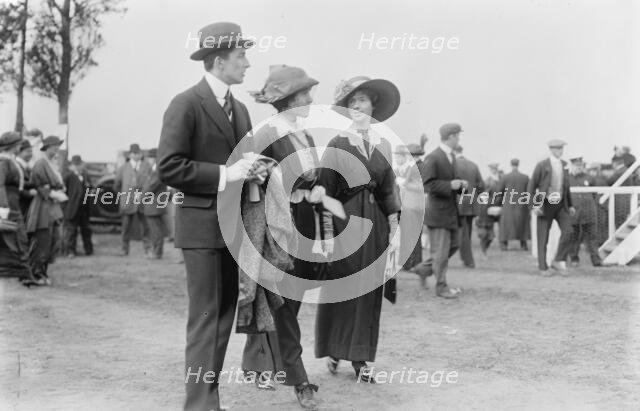 Mrs. Theo. Roosevelt Jr. & Mrs. Snowden Fahnestock, 1913. Creator: Bain News Service.