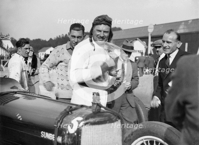 EL Bouts and his Sunbeam, Surbiton Motor Club race meeting, Brooklands, Surrey, 1928. Artist: Bill Brunell.