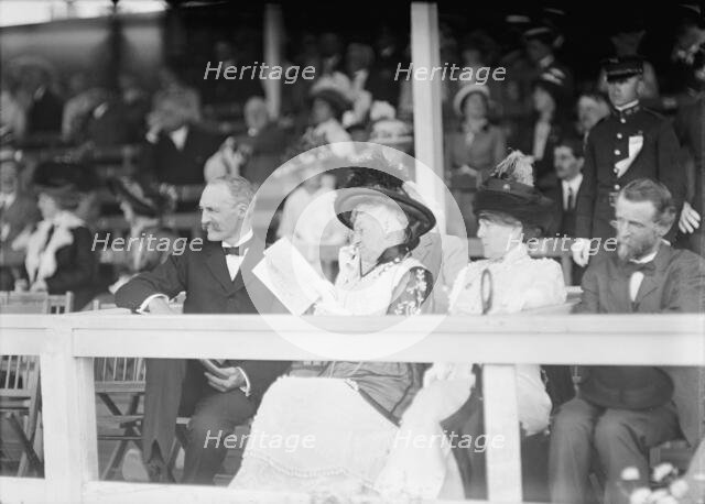 Wood, Mrs. Charles Bongleton - Horse Show, 1913. Creator: Harris & Ewing.