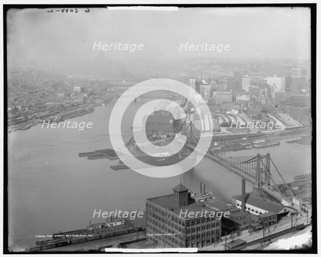 The Point, Pittsburgh, Pa., between 1900 and 1915. Creator: Unknown.