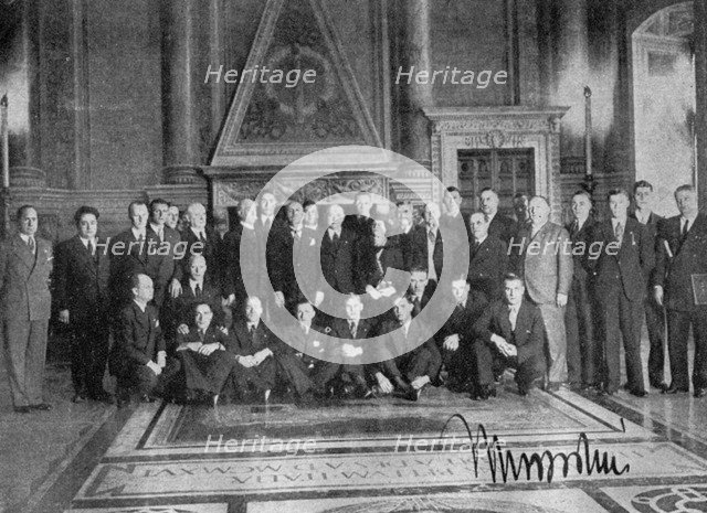 Il Duce poses, FA tour, Palazzo di Venezia, Rome, Italy, 1933. Artist: Unknown