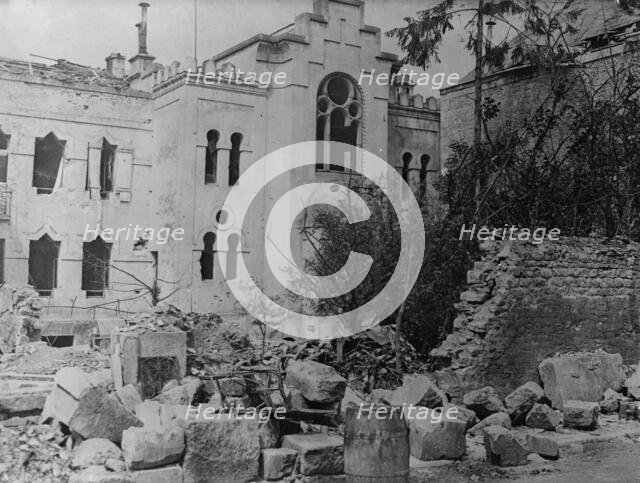 Verdun - Garden & Synagogue near Polboulhot St. [Rue des Fre`res Boulhaut], between c1915 and 1918. Creator: Bain News Service.