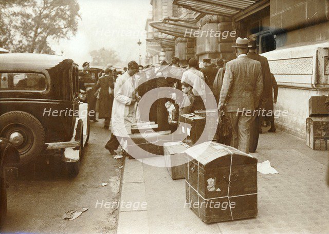 French families evacuate to the provinces, Gare d'Orsay station, Paris, World War II, 1940. Artist: Unknown
