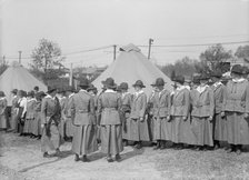 Woman's National Service School, Under Woman's Section, Navy League, Review, 1916. Creator: Harris & Ewing.