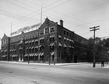 Frederick Stearns and Co. laboratory from southeast, Detroit, Mich., between 1910 and 1920. Creator: Unknown.