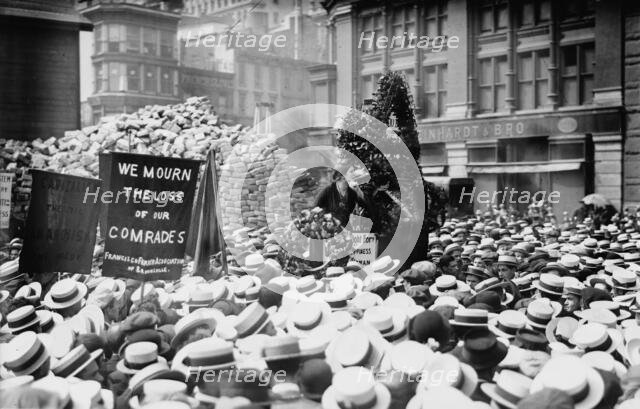 Becky Edelson and Louise Berger, 1914. Creator: Bain News Service.