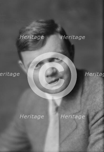 Hedman, T., Mr., portrait photograph, 1915 July 21. Creator: Arnold Genthe.