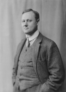 Irwin, Wallace, Mr., portrait photograph, 1916 Jan. 7. Creator: Arnold Genthe.