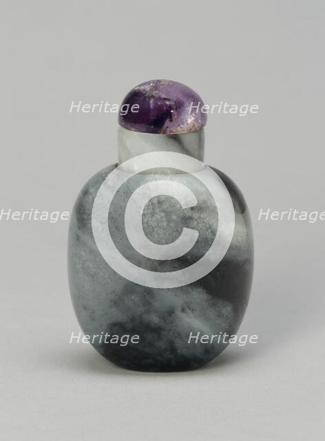 Snuff Bottle with Inclusions Suggestive of a Rain-Swept Landscape, Qing dynasty, 1790-1880. Creator: Unknown.