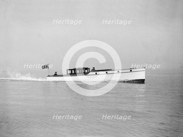 Austin 40ft motor launch under way, 1912. Creator: Kirk & Sons of Cowes.