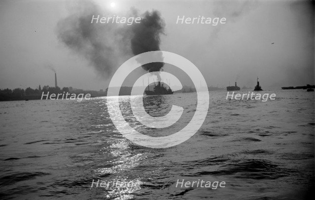 Shipping in Greenwich Reach on the River Thames, London, c1945-c1965. Artist: SW Rawlings