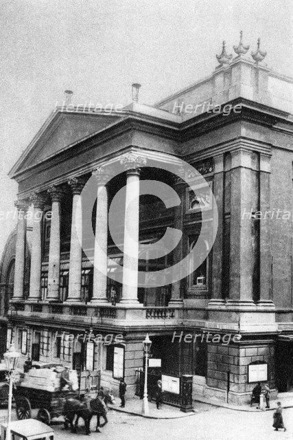 Covent Garden theatre, London, 1926-1927.Artist: James Jarche