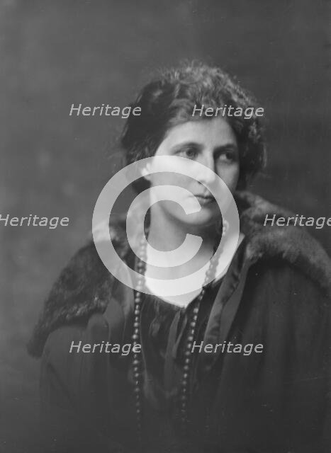 Miss M. Canfield, portrait photograph, 1919 Feb. Creator: Arnold Genthe.