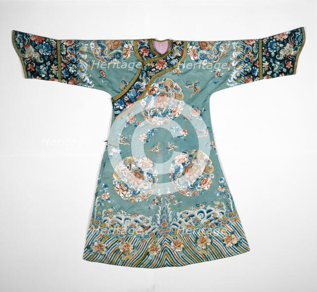 Woman's Robe, Qing dynasty (1644-1911), about 1900. Creator: Unknown.