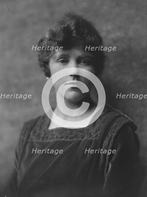 Orvis, W.D., Mrs., portrait photograph, 1916 or 1917. Creator: Arnold Genthe.