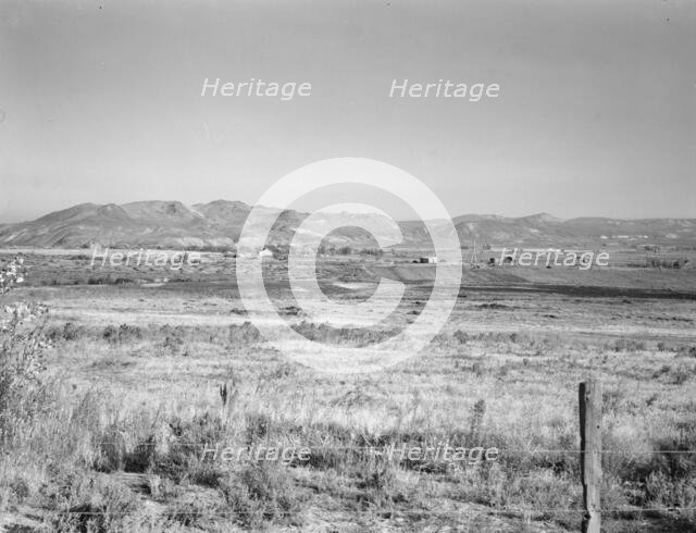 View of the valley from Dazey farm, Homedale district, Malheur County, Oregon, 1939. Creator: Dorothea Lange.