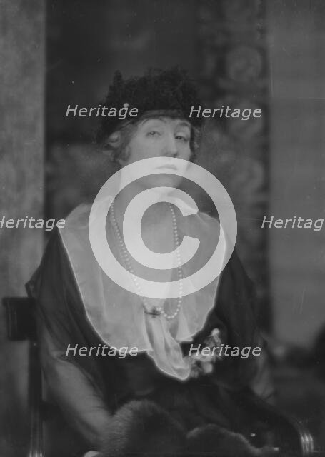 Astor, John J., Mrs. (Ava Willing), portrait photograph, 1916 Feb. 8. Creator: Arnold Genthe.