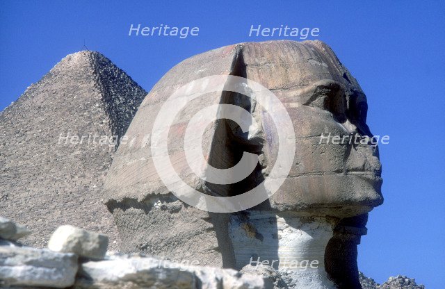 The Sphinx and Pyramid of Khafre (Chephren), Giza, Egypt, 4th Dynasty, 26th century BC. Artist: Unknown