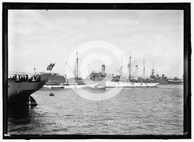 Veracruz, Mexico?, between 1914 and 1917. Creator: Harris & Ewing.