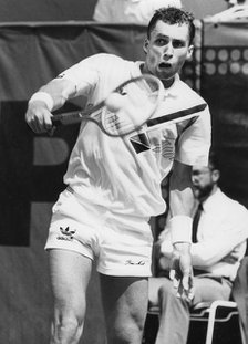 Ivan Lendl playing Aaron Krickstein, Roland Garros, French Open, 1985. Artist: Unknown