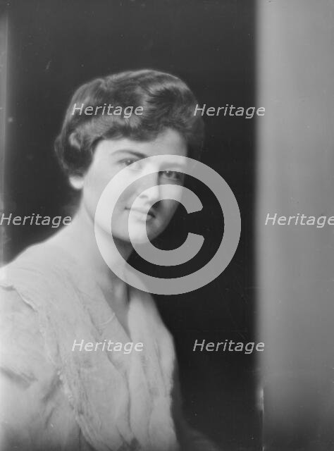 Miss Kathleen Anderson, portrait photograph, 1919 Mar. 11. Creator: Arnold Genthe.