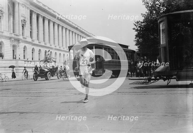 Elphinstone Winning Washington marathon, 1911. Creator: Bain News Service.