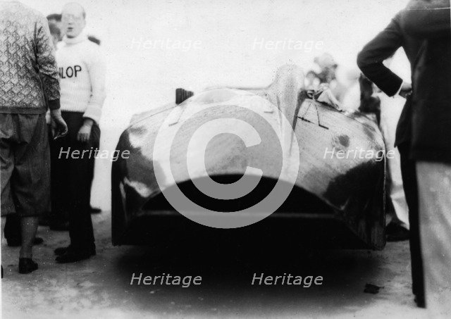 Sunbeam 1000hp World Land speed record attempt at Daytona 1927 Artist: Unknown.