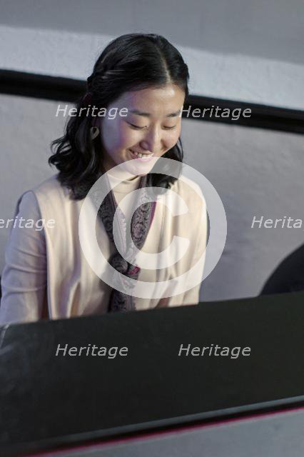 Jinjoo Yoo, Splash Point Jazz Club, Plough Inn, Rottingdean, East Sussex, UK, 17 May 2019.  Creator: Brian O'Connor.