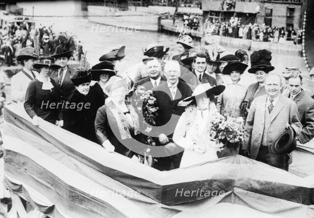 Jas. A. Farrell, Wife & daughter, between c1910 and c1915. Creator: Bain News Service.