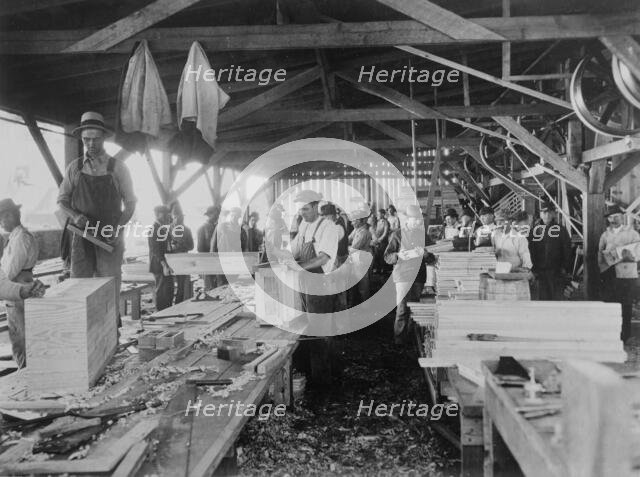 Making buoyancy boxes, between c1915 and c1920. Creator: Bain News Service.
