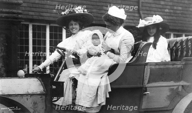 Ellaline Terriss, British actress, with her daughter and baby, c1906. Artist: Unknown