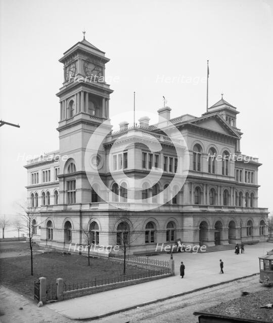 Custom House and Post Office, Memphis, Tenn., c1906. Creator: Unknown.