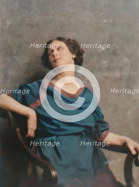 Duncan, Isadora, portrait photograph, between 1916 and 1918. Creator: Arnold Genthe.