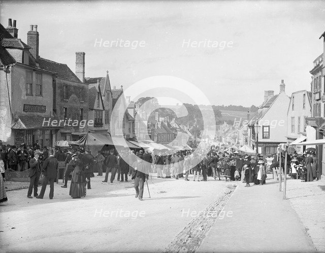 High Street, Burford, Oxfordshire, 1895. Artist: Henry Taunt