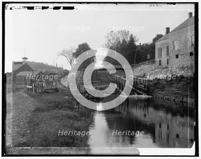 Morris and Essex canal, Boonton, N.J., between 1890 and 1901. Creator: Unknown.