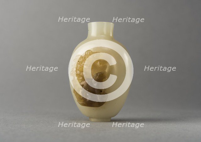 Jade snuff bottle with raised carving of animals, China, Qing dynasty, 1644-1911. Creator: Unknown.
