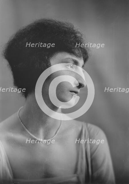 Miss Renee Schmoll, portrait photograph, 1919 Apr. 7. Creator: Arnold Genthe.